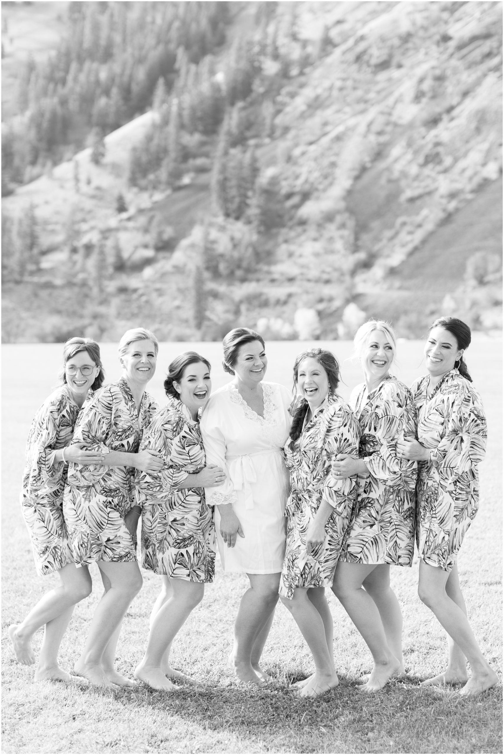 This American Homestead wedding was a Yakima wedding captured by Spokane wedding photographer Taylor Rose Photography at one of the best Yakima wedding venues, the American Homestead. Taylor Rose Photography is a Northern Virginia Wedding photographer and DC wedding photographer capturing weddings, engagement sessions and anniversaries across the U.S. and beyond. Flower girl robes